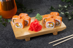 Ролл Монако запеченный