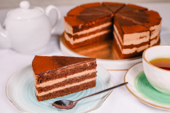 Торт Прага 700гр (14см)