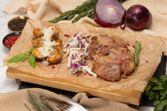 Свиная шея с картофелем